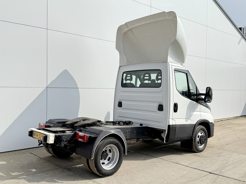 Iveco Daily 40C16 Automaat 8.796 kg GCW BE-Trekker BE-Combi Airco Cruise Control - Tractor: foto 3 Iveco Daily 40C16 Automaat 8.796 kg GCW BE-Trekker BE-Combi Airco Cruise Control - Tractor: foto 3