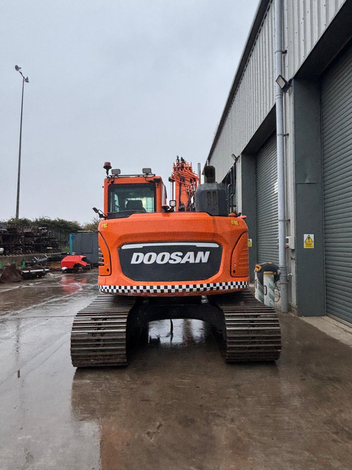 Doosan DX140LCR - Escavadora de rastos: foto 4 Doosan DX140LCR - Escavadora de rastos: foto 4