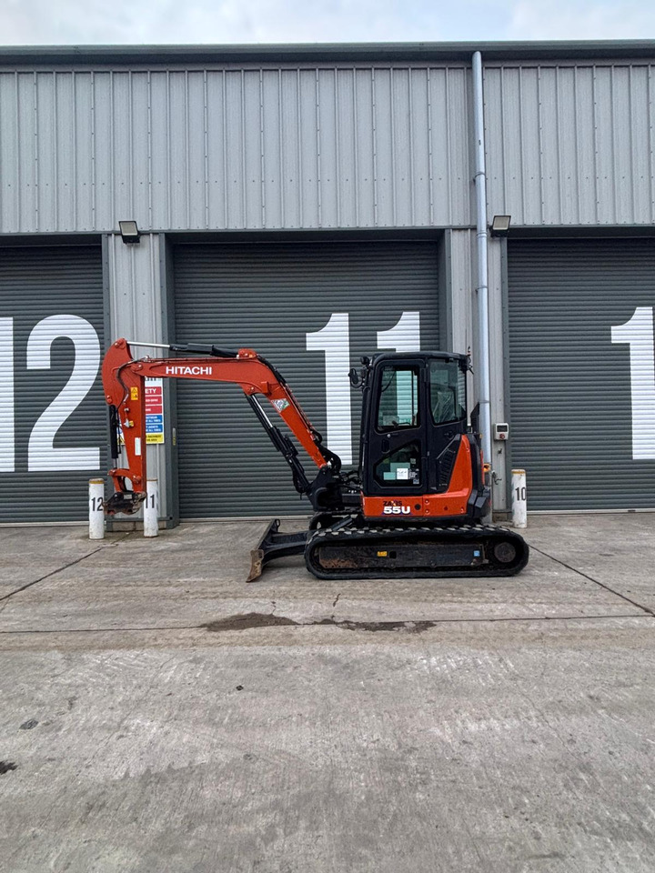 Hitachi ZX55U-6 CLR - Mini escavadeira: foto 2 Hitachi ZX55U-6 CLR - Mini escavadeira: foto 2