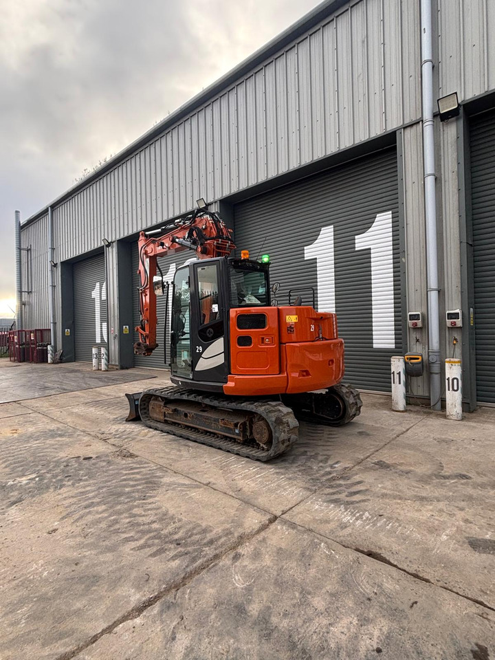 Hitachi ZX85USBR-6 2PB - Mini escavadeira: foto 3 Hitachi ZX85USBR-6 2PB - Mini escavadeira: foto 3