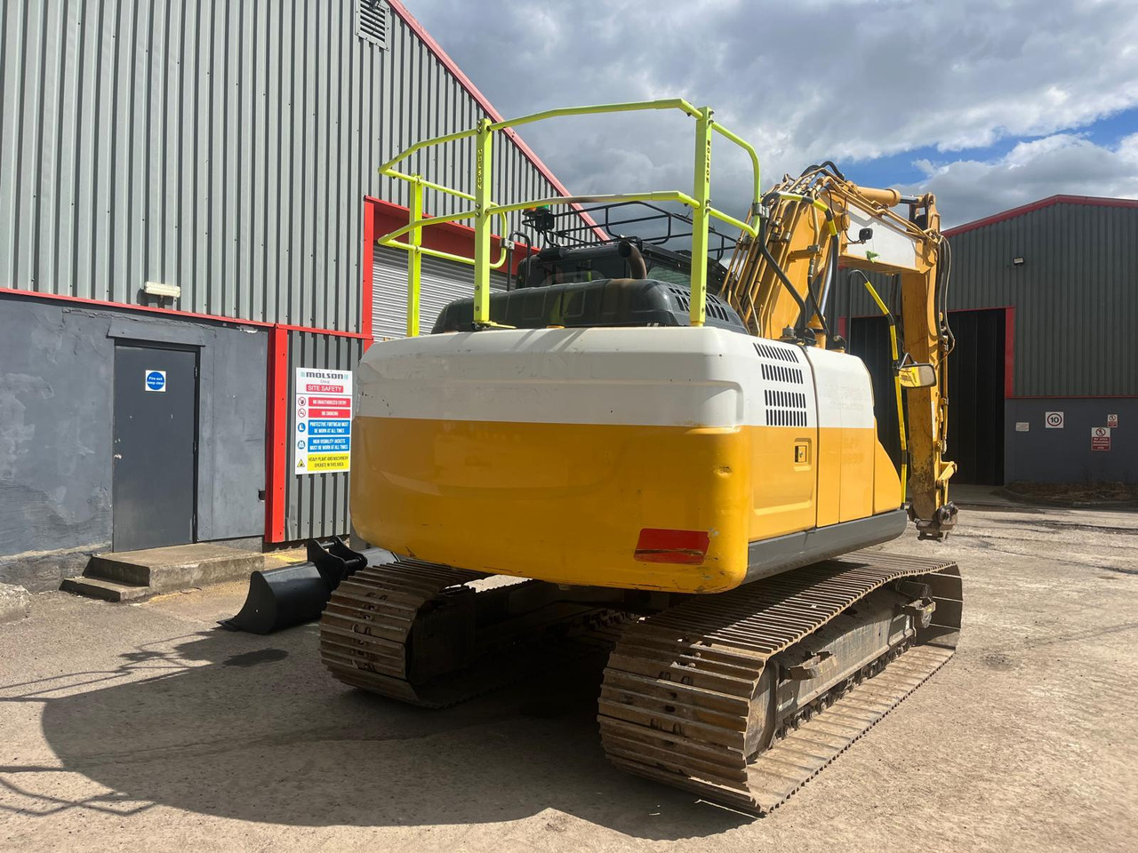 Kobelco SK130LC-11 - Escavadora de rastos: foto 5 Kobelco SK130LC-11 - Escavadora de rastos: foto 5