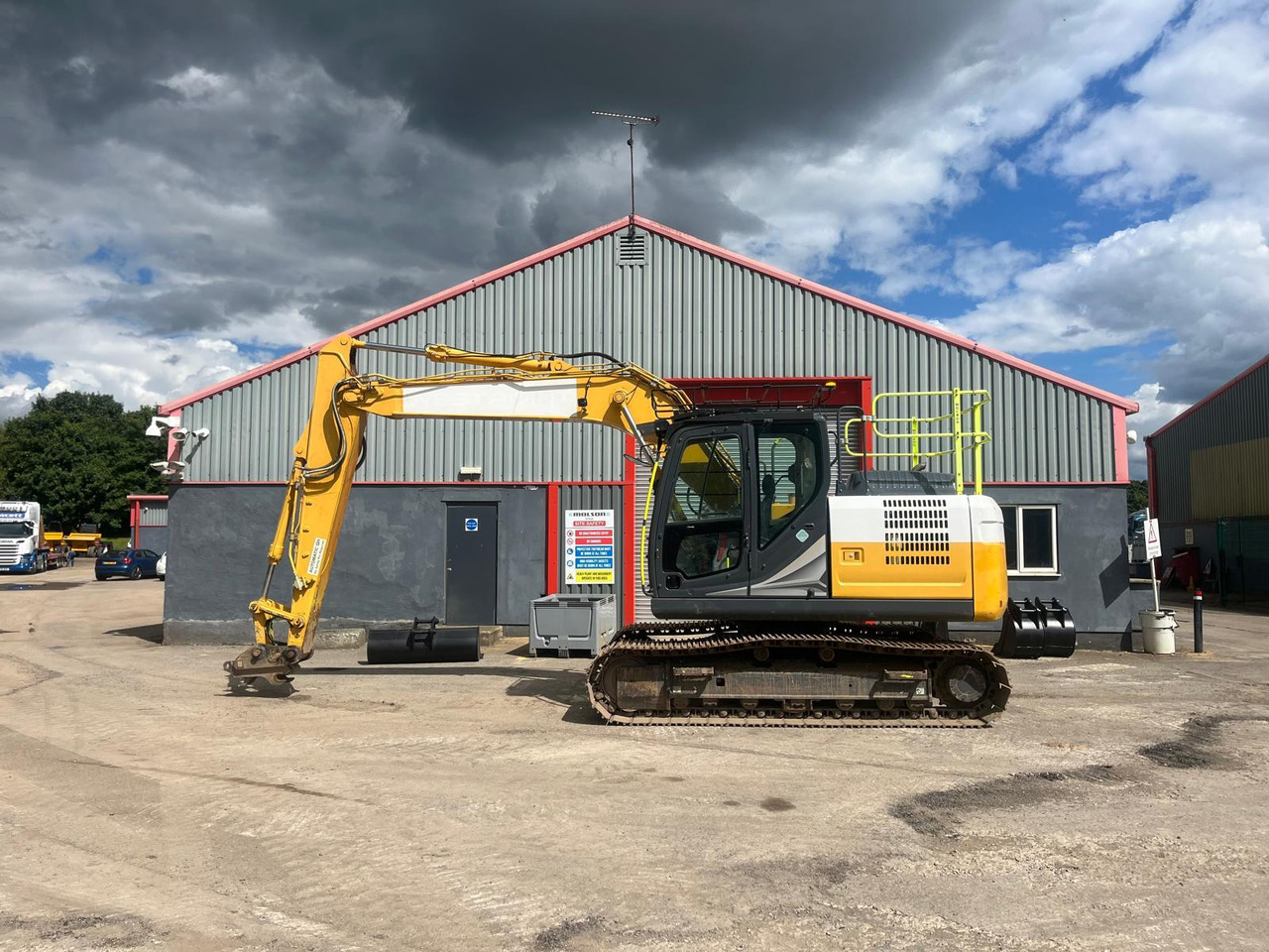 Kobelco SK130LC-11 - Escavadora de rastos: foto 2 Kobelco SK130LC-11 - Escavadora de rastos: foto 2