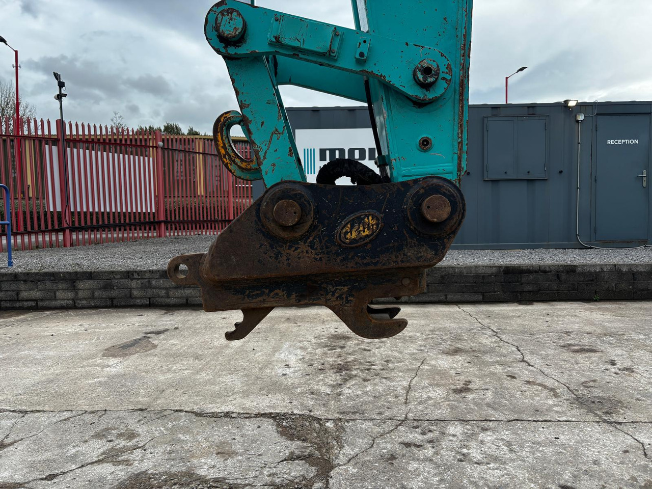 Escavadora de rastos Kobelco SK210LC-11: foto 8