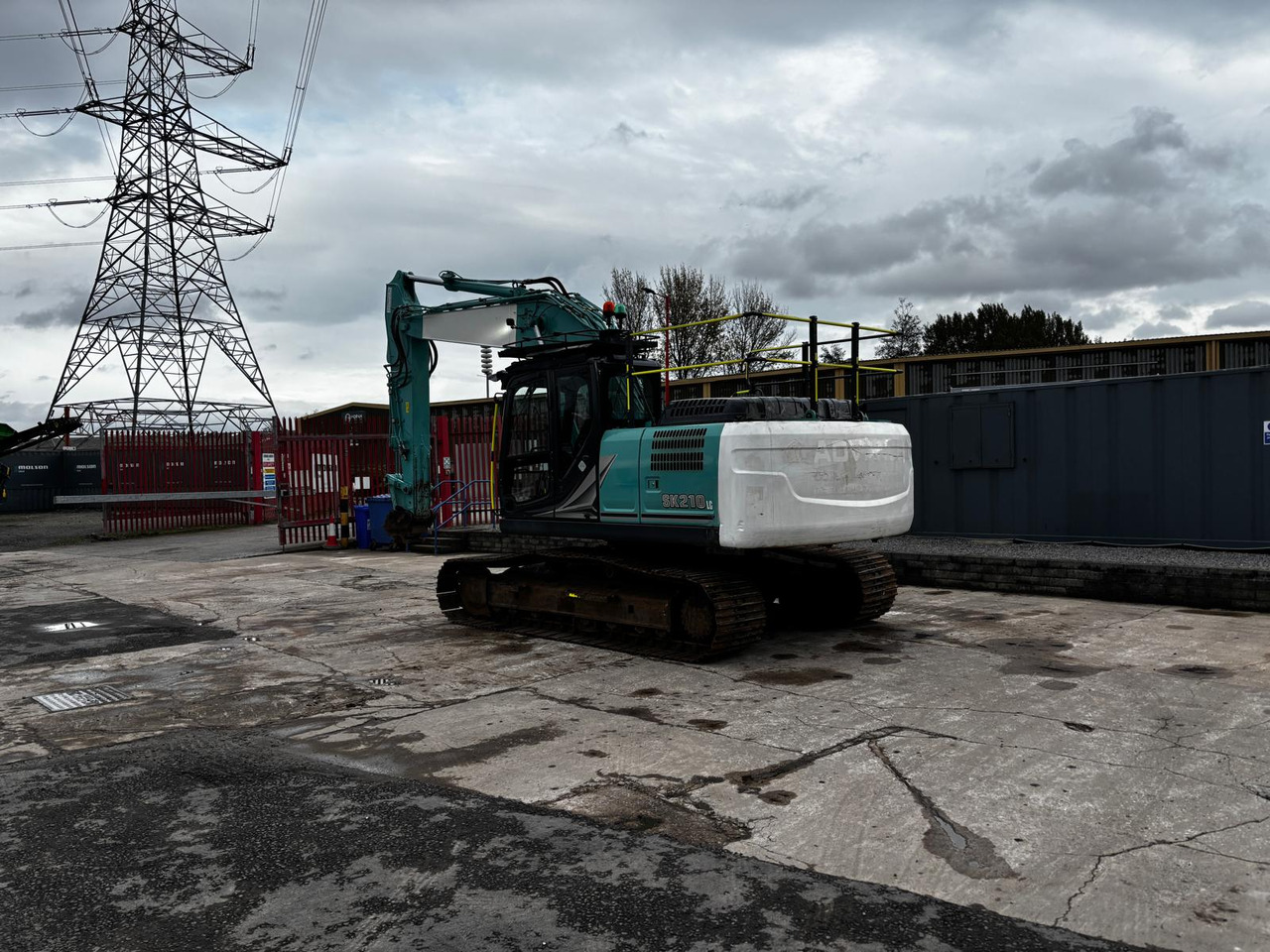 Kobelco SK210LC-11 - Escavadora de rastos: foto 3 Kobelco SK210LC-11 - Escavadora de rastos: foto 3