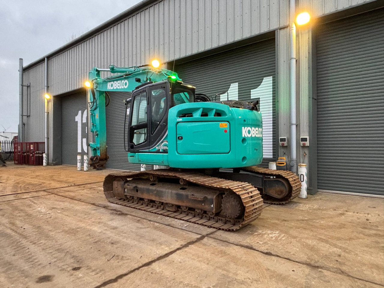 Kobelco SK230SRLC-5E - Escavadora de rastos: foto 3 Kobelco SK230SRLC-5E - Escavadora de rastos: foto 3