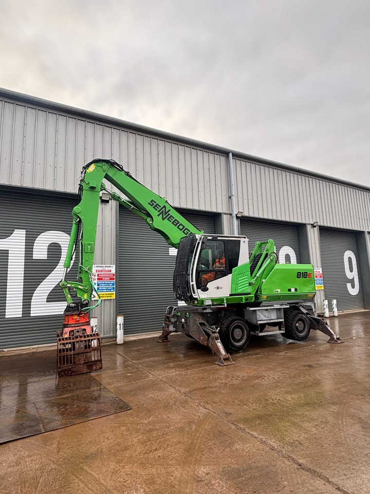 Sennebogen 818E - Manipulador de material: foto 1 Sennebogen 818E - Manipulador de material: foto 1