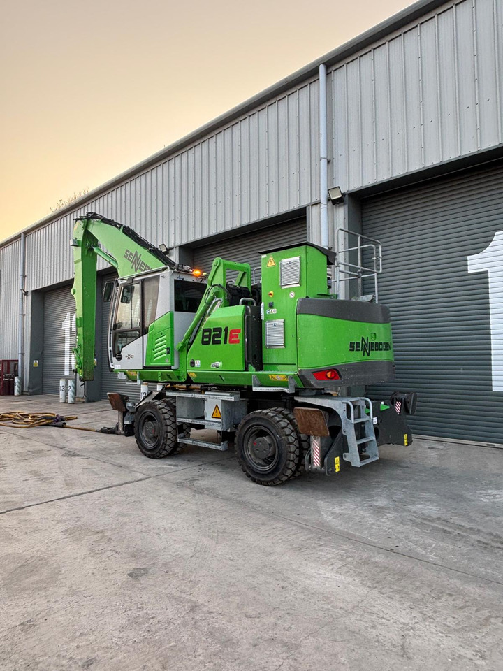 Sennebogen 821E Electric - Manipulador de material: foto 3 Sennebogen 821E Electric - Manipulador de material: foto 3