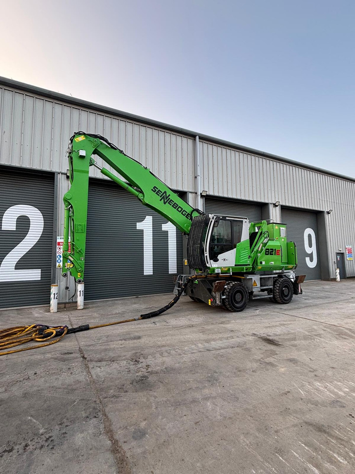 Sennebogen 821E Electric - Manipulador de material: foto 1 Sennebogen 821E Electric - Manipulador de material: foto 1