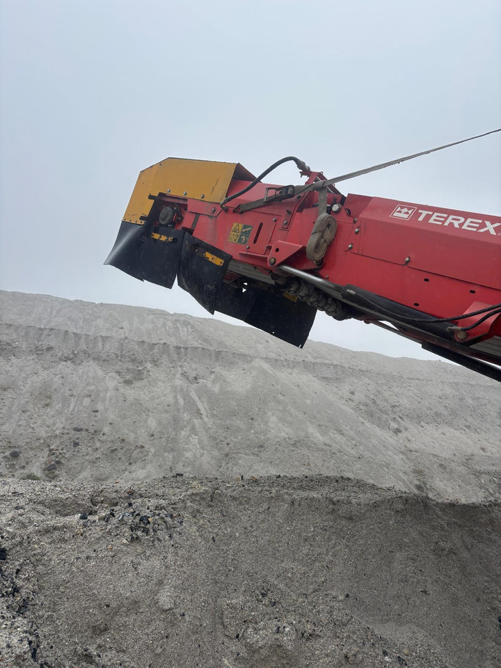 Terex Finlay J-1175 - Britador: foto 1 Terex Finlay J-1175 - Britador: foto 1