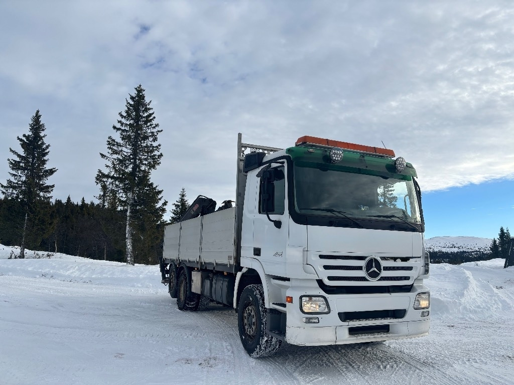 Mercedes-Benz ACTROS 2544 med HIAB 122-E-3 kran 12 tm - Caminhão grua: foto 3 Mercedes-Benz ACTROS 2544 med HIAB 122-E-3 kran 12 tm - Caminhão grua: foto 3