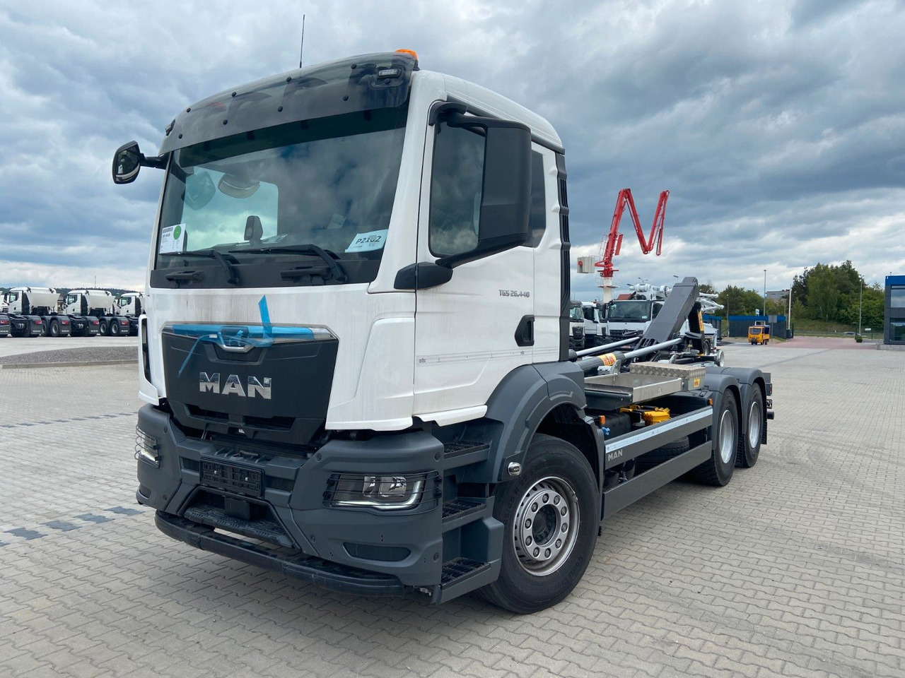MAN TGS 26.440 6x4 Abrollkipper HYVA 20-60-S - Caminhão polibenne: foto 2 MAN TGS 26.440 6x4 Abrollkipper HYVA 20-60-S - Caminhão polibenne: foto 2