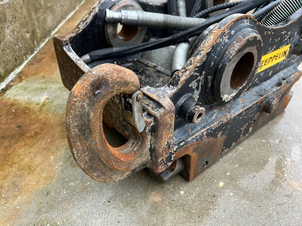 OilQuick OQ70/55 - Acoplamento rápido de Máquina de construção: foto 3 OilQuick OQ70/55 - Acoplamento rápido de Máquina de construção: foto 3