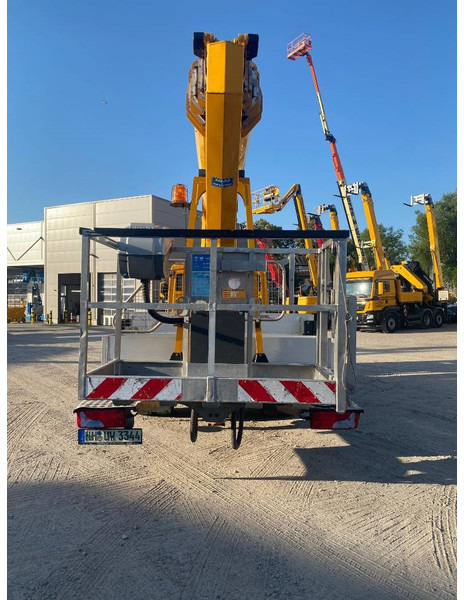 Ruthmann T 330 - Caminhão com plataforma aérea: foto 3 Ruthmann T 330 - Caminhão com plataforma aérea: foto 3