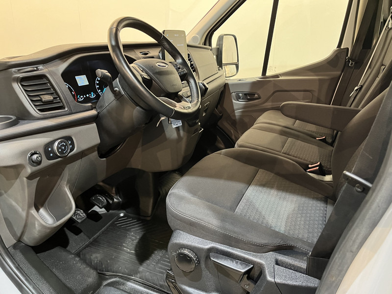 Ford Transit 2.0 TDCI L3H1 130 PK DC Dubbel Cabine Trend Open Laadbak / Euro 6 / Airco / Cruise Control / Trekhaak / CarPlay / 23.600 KM !! / BPM VRIJ !! - Furgão caixa aberta, Carrinha cabine dupla: foto 5 Ford Transit 2.0 TDCI L3H1 130 PK DC Dubbel Cabine Trend Open Laadbak / Euro 6 / Airco / Cruise Control / Trekhaak / CarPlay / 23.600 KM !! / BPM VRIJ !! - Furgão caixa aberta, Carrinha cabine dupla: foto 5