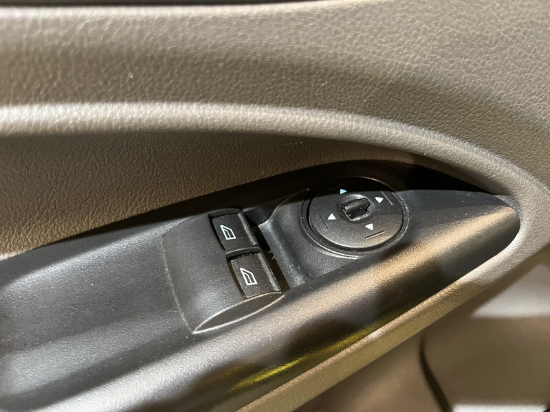 Furgão compacto Ford Transit Connect 1.5 EcoBlue L1 Servicebus / Bott Inrichting / Euro 6 / Airco / Cruise Control / Trekhaak / PDC: foto 14