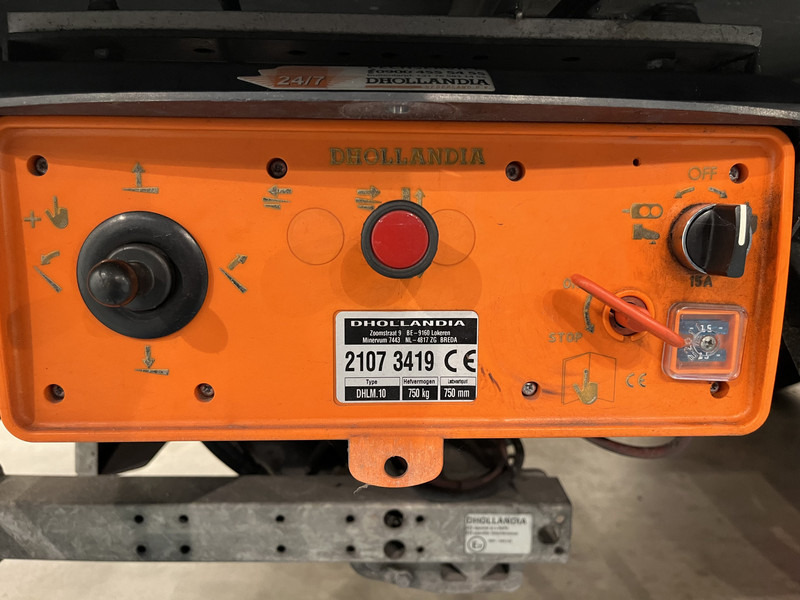 Carrinha de contentor Iveco Daily 35S18 3.0 BE Clixtar Automaat Bakwagen met Laadklep / Laadvermogen 3.060 KG / Euro 6 / Luchtvering / Airco / Camera / CarPlay / Cruise Control /: foto 12