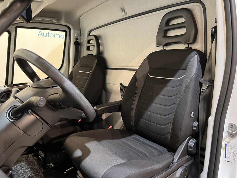 Carrinha de contentor Iveco Daily 35S18 3.0 BE Clixtar Automaat Bakwagen met Laadklep / Laadvermogen 3.060 KG / Euro 6 / Luchtvering / Airco / Camera / CarPlay / Cruise Control /: foto 8