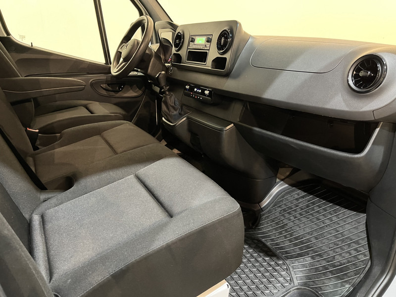 Furgão caixa aberta, Carrinha cabine dupla Mercedes-Benz Sprinter 315 CDI L2 RWD DC Dubbel Cabine Open Laadbak / Euro 6 / Trekhaak 3500 KG / Airco / 12.000 KM !! / BPM VRIJ !!: foto 16