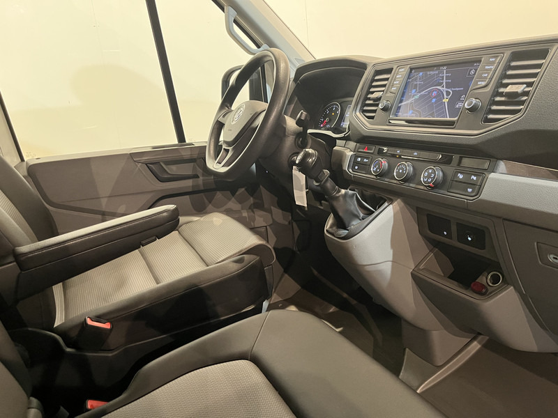 Volkswagen Crafter 35 2.0 TDI L3H3 180 PK Servicebus / Bott Inrichting / Euro 6 / Trekhaak 3000 KG / 220V. / Airco / Navigatie / CarPlay / Cruise Control / PDC 85.250 KM !! - Furgão, Carrinha cabine dupla: foto 3 Volkswagen Crafter 35 2.0 TDI L3H3 180 PK Servicebus / Bott Inrichting / Euro 6 / Trekhaak 3000 KG / 220V. / Airco / Navigatie / CarPlay / Cruise Control / PDC 85.250 KM !! - Furgão, Carrinha cabine dupla: foto 3