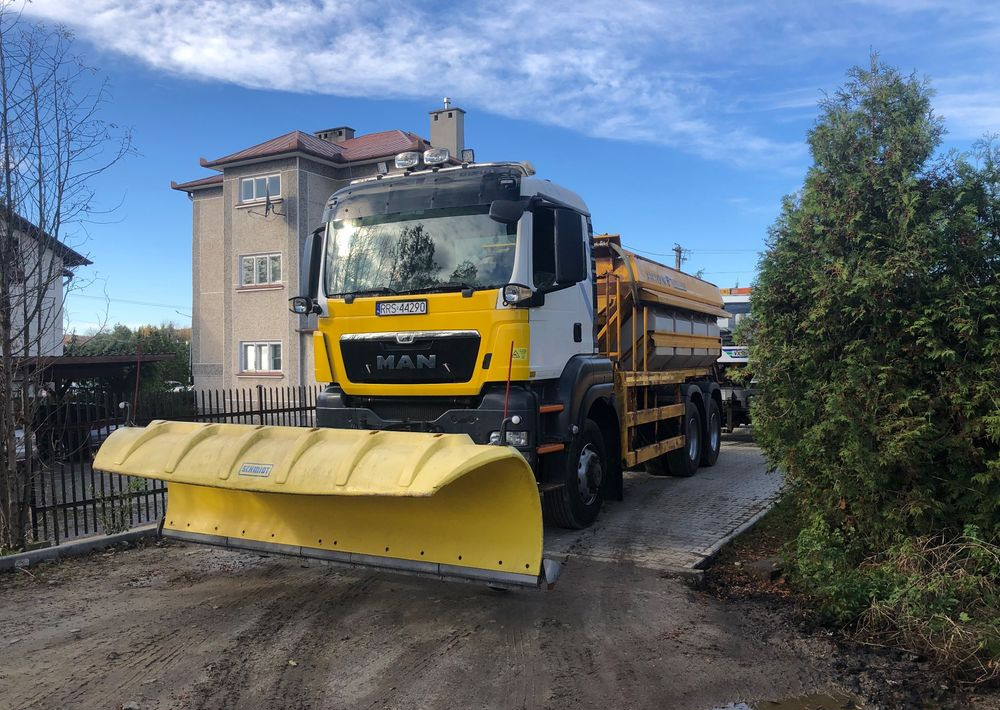 Veículo municipal/ Especial, Caminhão MAN TGS 26.320 6x6BB piaskarka solarka econ schmidt pług: foto 7