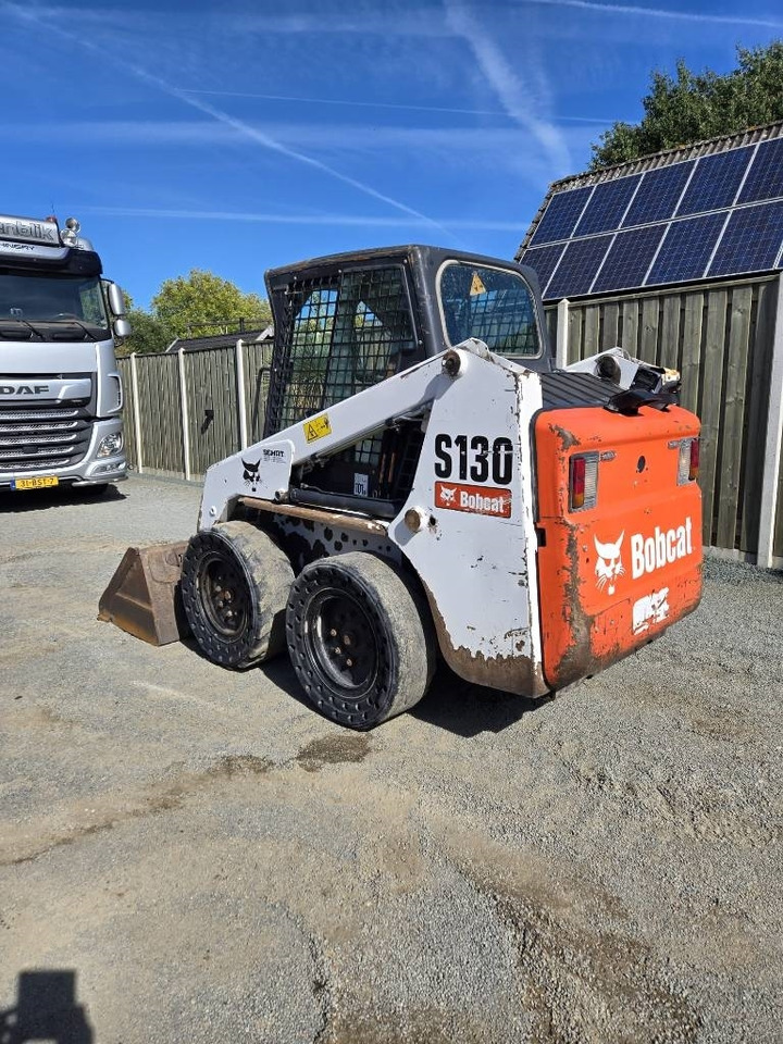 Bobcat S 130 - Mini carregadeira: foto 2 Bobcat S 130 - Mini carregadeira: foto 2