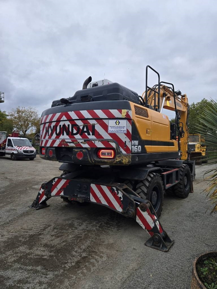 Hyundai HW 160 - Escavadeira de rodas: foto 4 Hyundai HW 160 - Escavadeira de rodas: foto 4