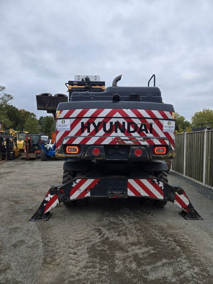 Hyundai HW 160 - Escavadeira de rodas: foto 3 Hyundai HW 160 - Escavadeira de rodas: foto 3