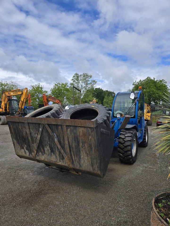 Terex Telelift 4017 - Empilhador telescópico: foto 5 Terex Telelift 4017 - Empilhador telescópico: foto 5