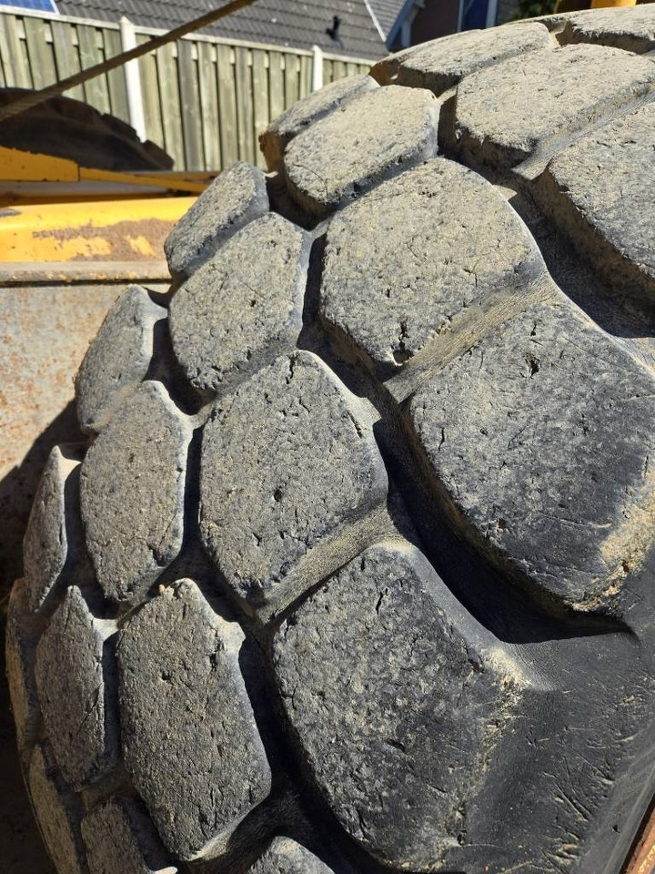 Caminhão articulado Volvo BM A 25: foto 14