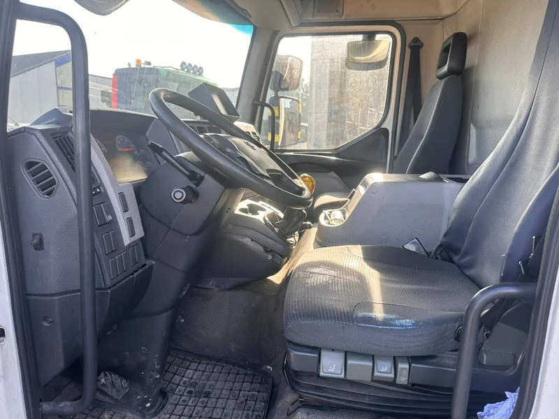 Volvo FE 240 - Caminhão furgão: foto 4 Volvo FE 240 - Caminhão furgão: foto 4
