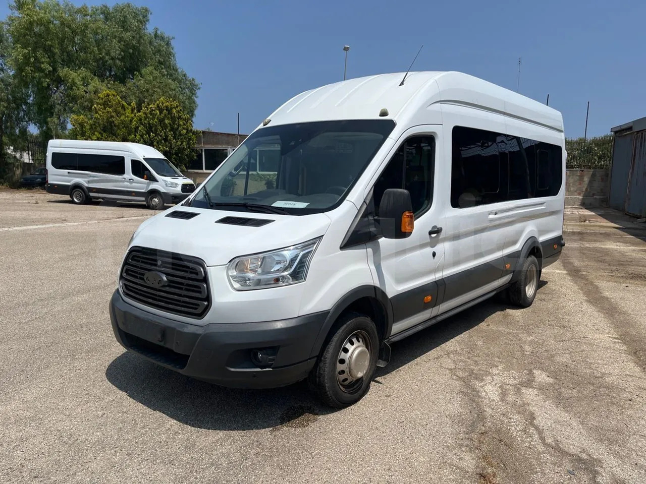 Ford Transit - Micro-ônibus, Furgão de passageiros: foto 4 Ford Transit - Micro-ônibus, Furgão de passageiros: foto 4