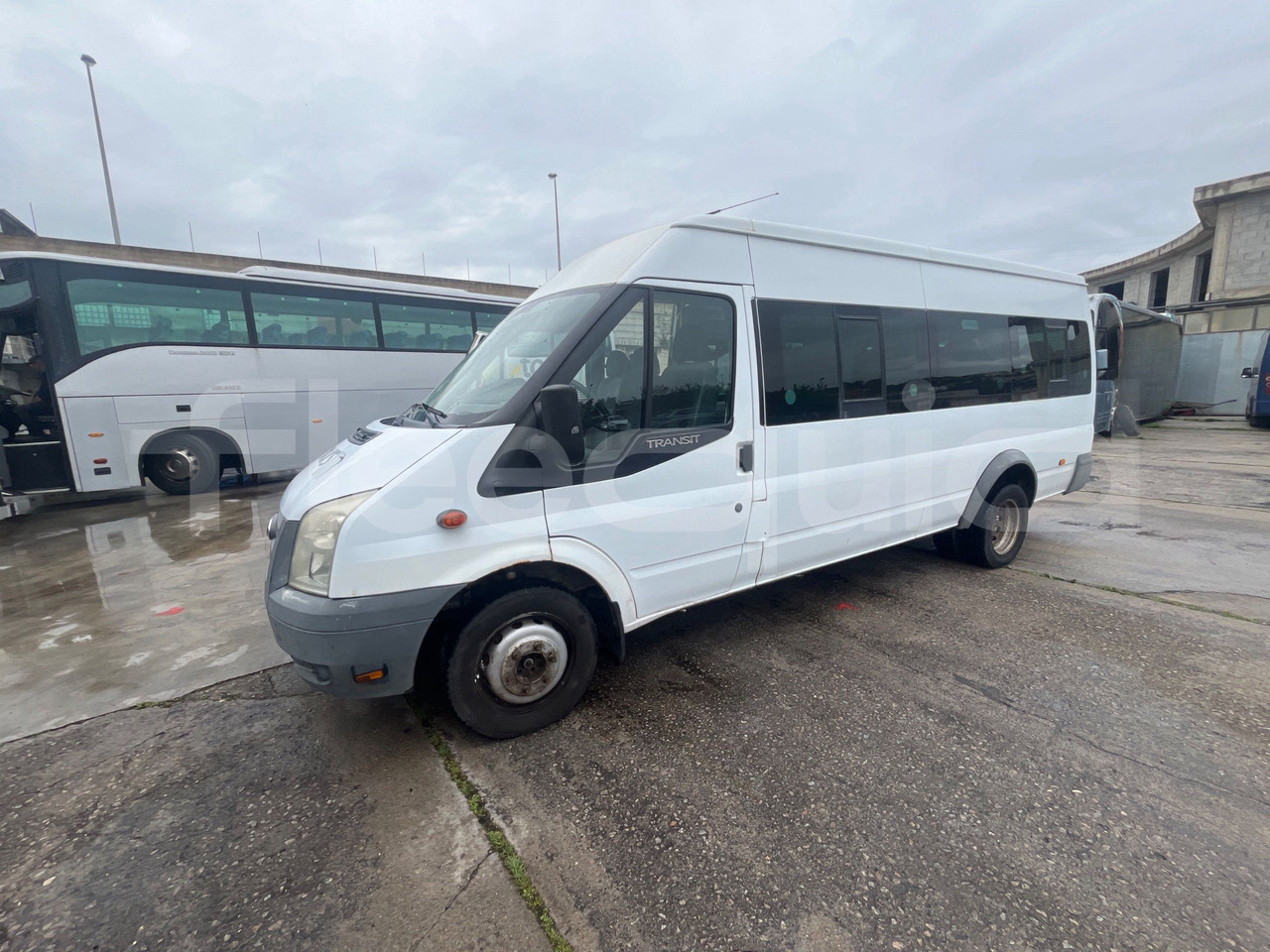 Ford Transit - Micro-ônibus, Furgão de passageiros: foto 4 Ford Transit - Micro-ônibus, Furgão de passageiros: foto 4