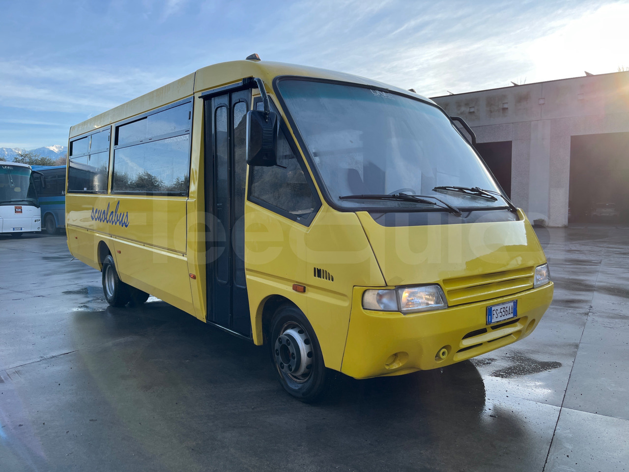 Iveco Cacciamali - Autocarro escolar: foto 1 Iveco Cacciamali - Autocarro escolar: foto 1