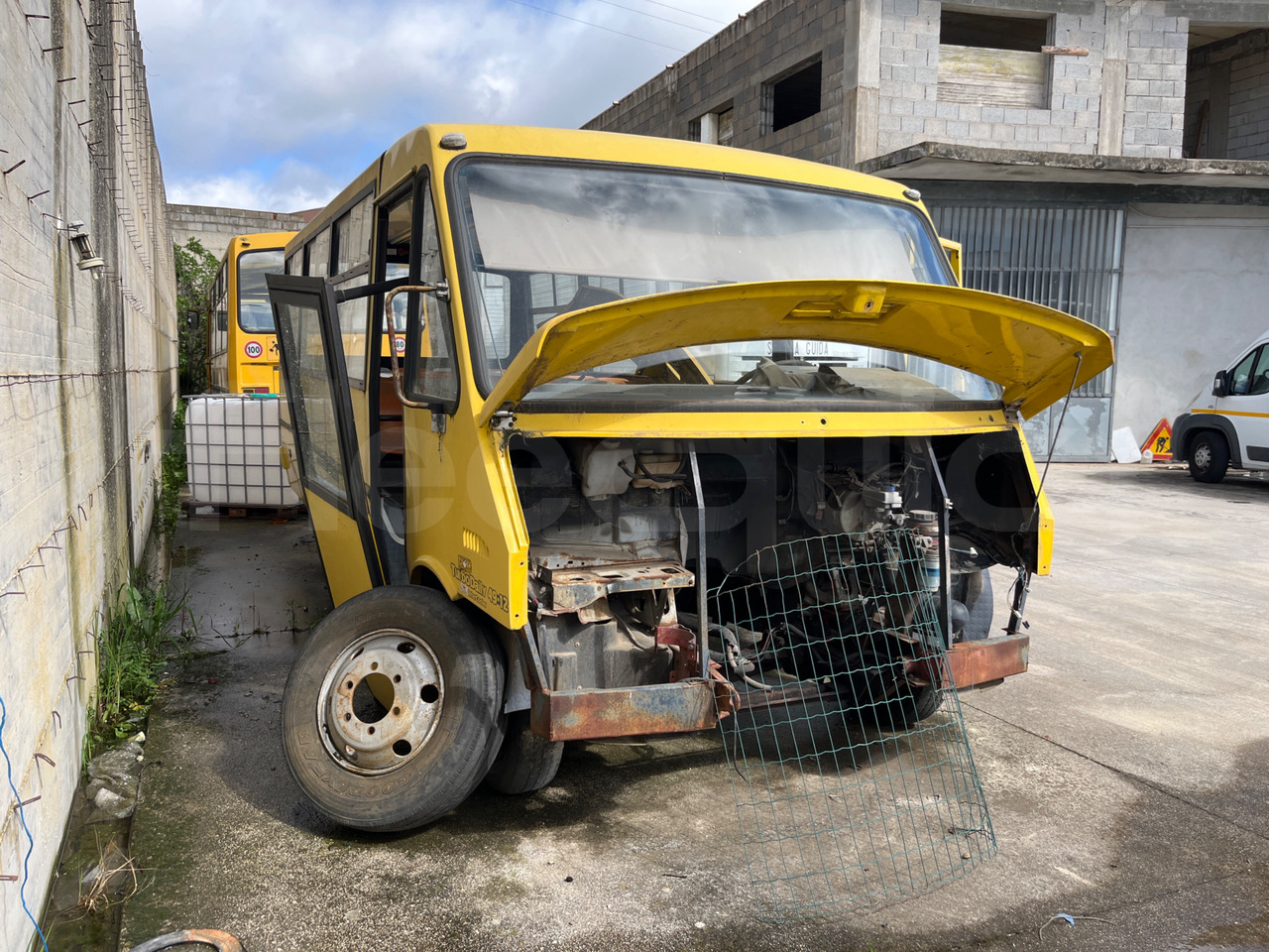 Autocarro escolar Iveco Cacciamali: foto 1