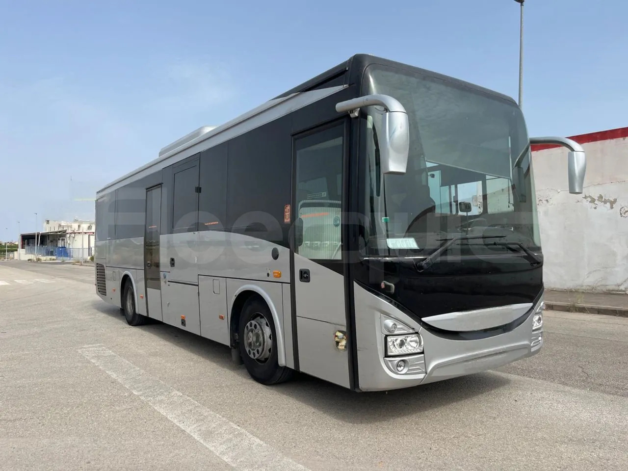 Iveco Crossway - Ônibus suburbano: foto 1 Iveco Crossway - Ônibus suburbano: foto 1