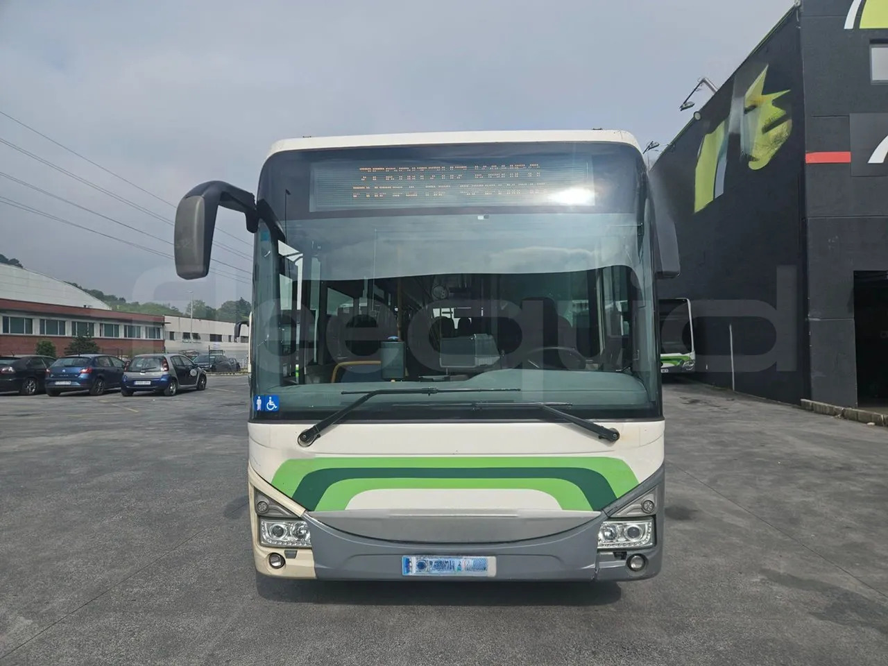 Iveco Crossway Low Entry - Ônibus urbano: foto 2 Iveco Crossway Low Entry - Ônibus urbano: foto 2