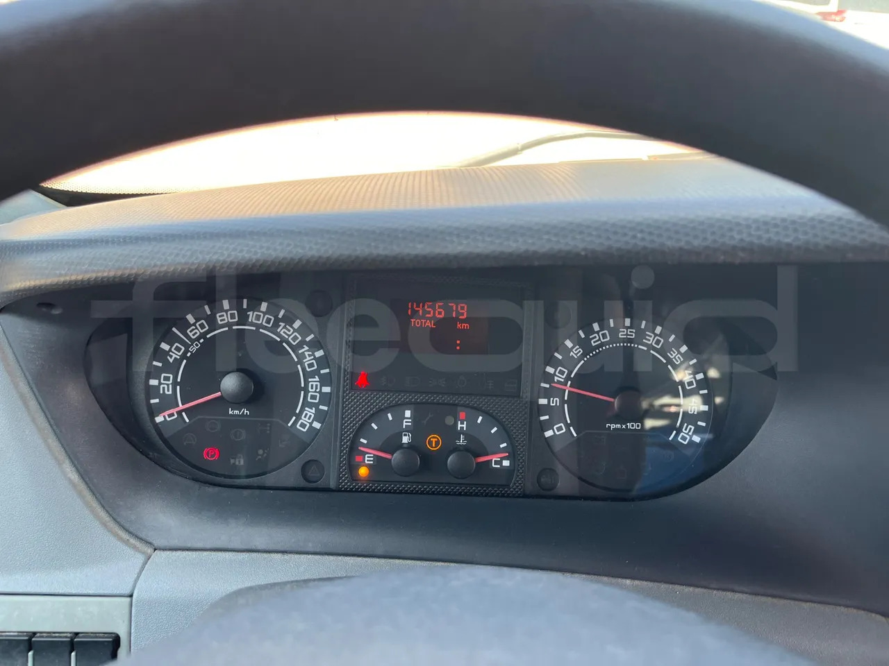 Iveco Daily - Autocarro escolar: foto 3 Iveco Daily - Autocarro escolar: foto 3