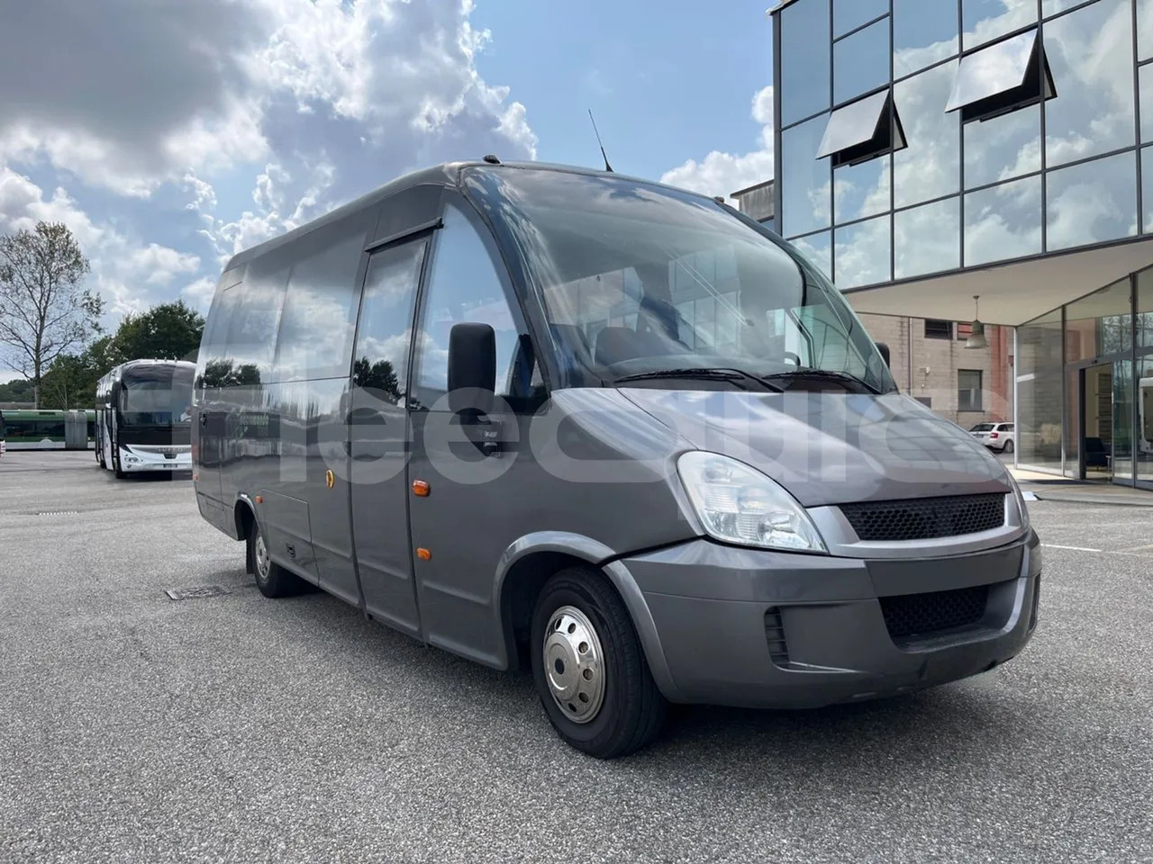 Iveco Daily - Autocarro: foto 1 Iveco Daily - Autocarro: foto 1