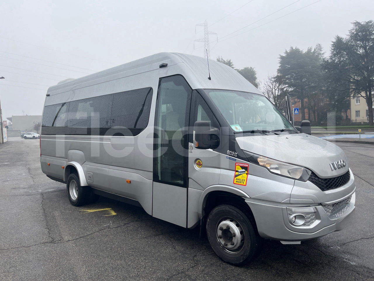 Iveco Daily - Micro-ônibus, Furgão de passageiros: foto 1 Iveco Daily - Micro-ônibus, Furgão de passageiros: foto 1