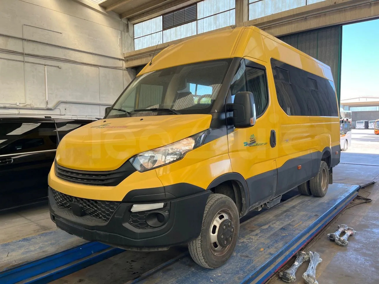Iveco Daily - Autocarro escolar: foto 3 Iveco Daily - Autocarro escolar: foto 3