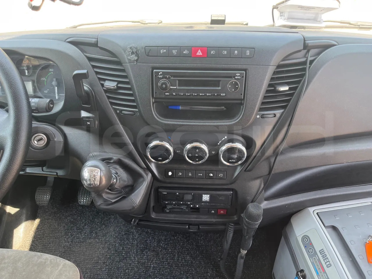 Micro-ônibus, Furgão de passageiros Iveco Daily: foto 19