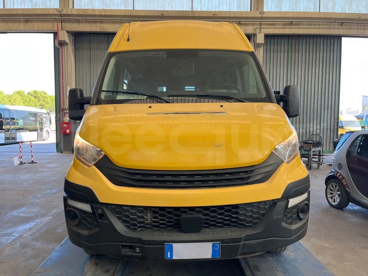 Iveco Daily - Autocarro escolar: foto 2 Iveco Daily - Autocarro escolar: foto 2