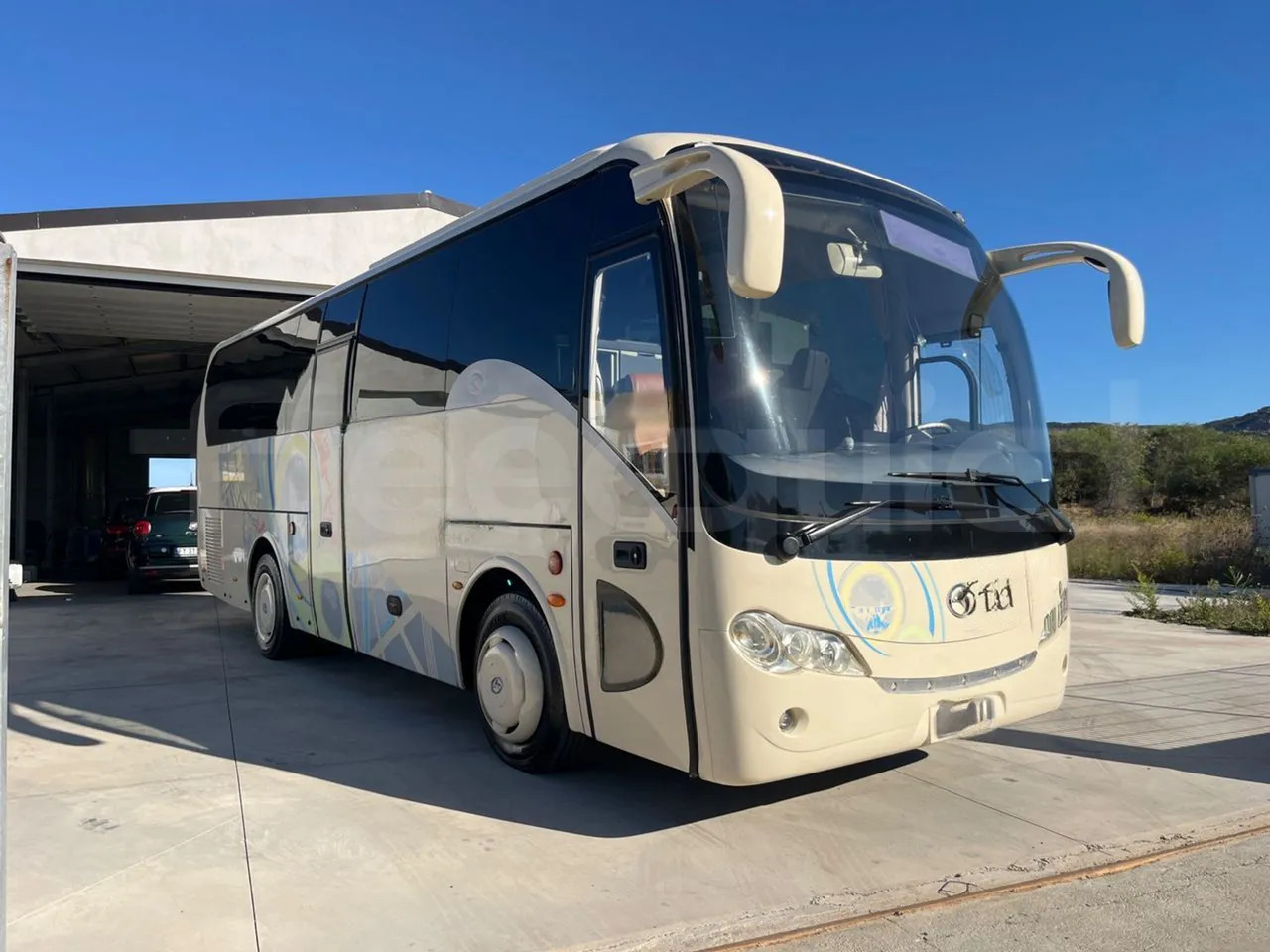 King Long XMQ6900 - Autocarro: foto 1 King Long XMQ6900 - Autocarro: foto 1