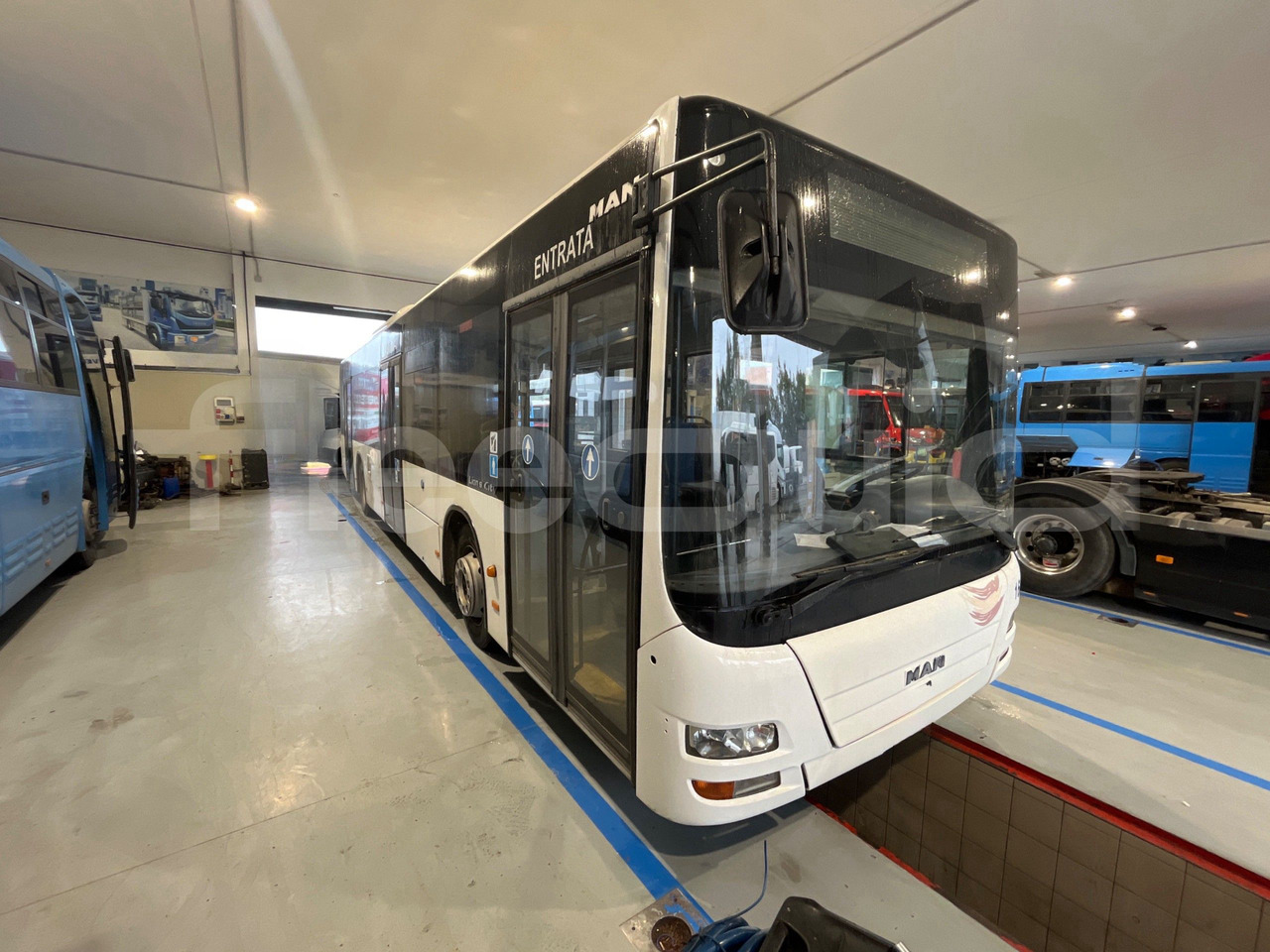 Man A37 - Ônibus urbano: foto 1 Man A37 - Ônibus urbano: foto 1