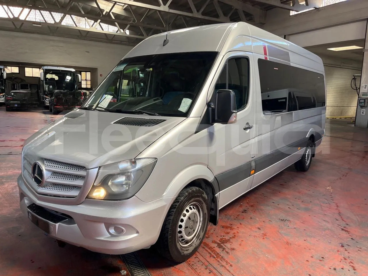 Mercedes-Benz Sprinter - Micro-ônibus, Furgão de passageiros: foto 4 Mercedes-Benz Sprinter - Micro-ônibus, Furgão de passageiros: foto 4