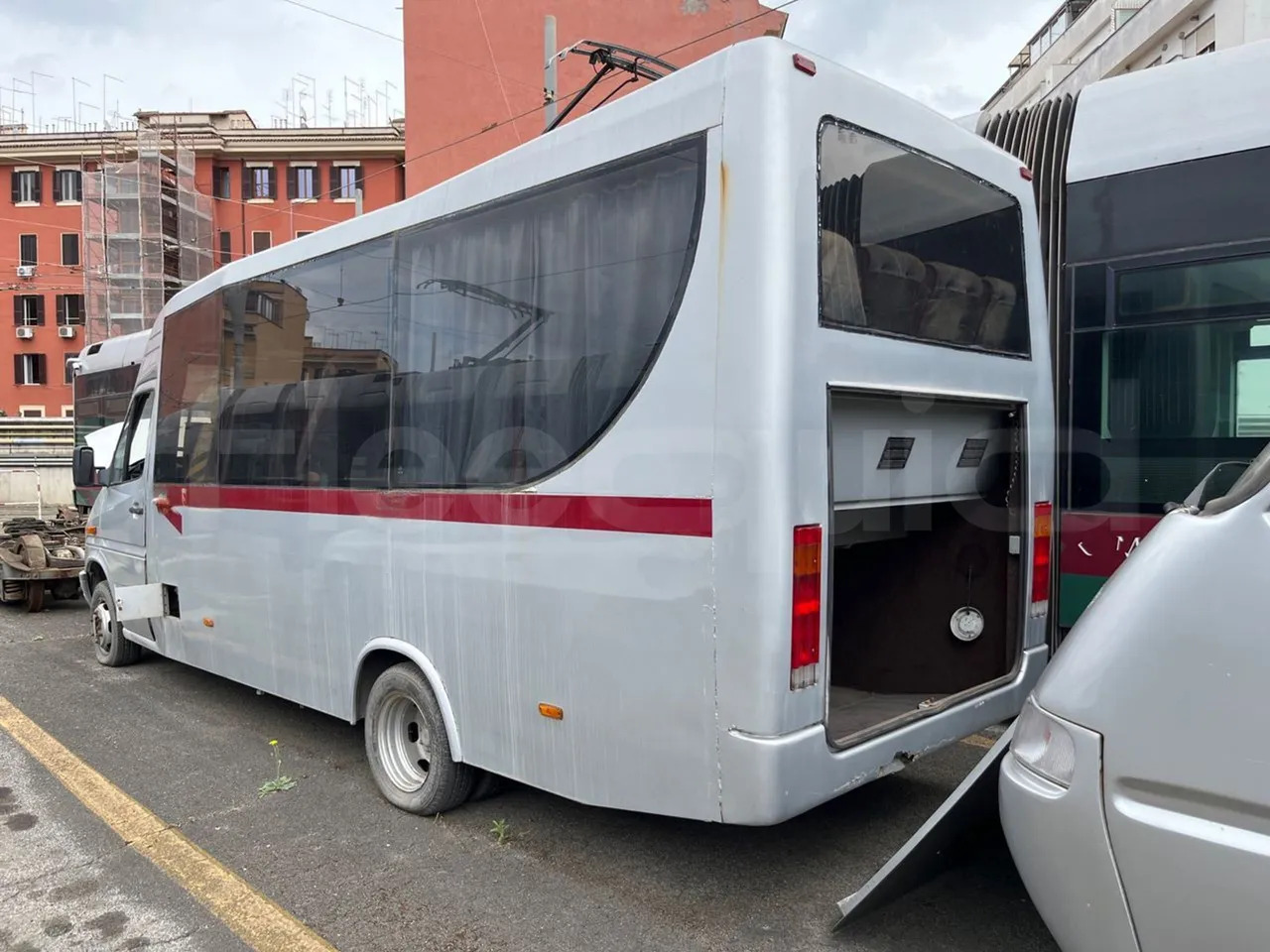 N. 2 Mercedes-Benz 414T - Micro-ônibus, Furgão de passageiros: foto 5 N. 2 Mercedes-Benz 414T - Micro-ônibus, Furgão de passageiros: foto 5
