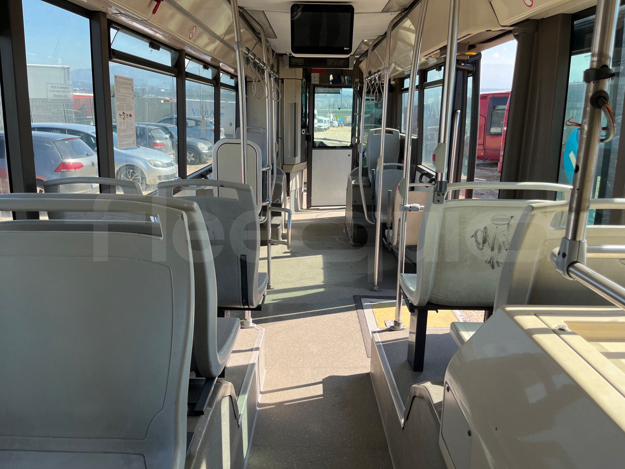 Ônibus urbano N. 3 Iveco Citelis: foto 32