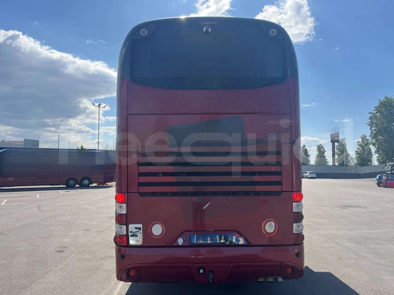 Neoplan 1122/3 - Autocarro: foto 5 Neoplan 1122/3 - Autocarro: foto 5