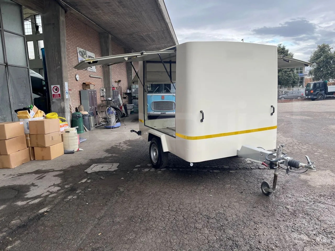 Pedretti M1500 - Reboque furgão: foto 1 Pedretti M1500 - Reboque furgão: foto 1