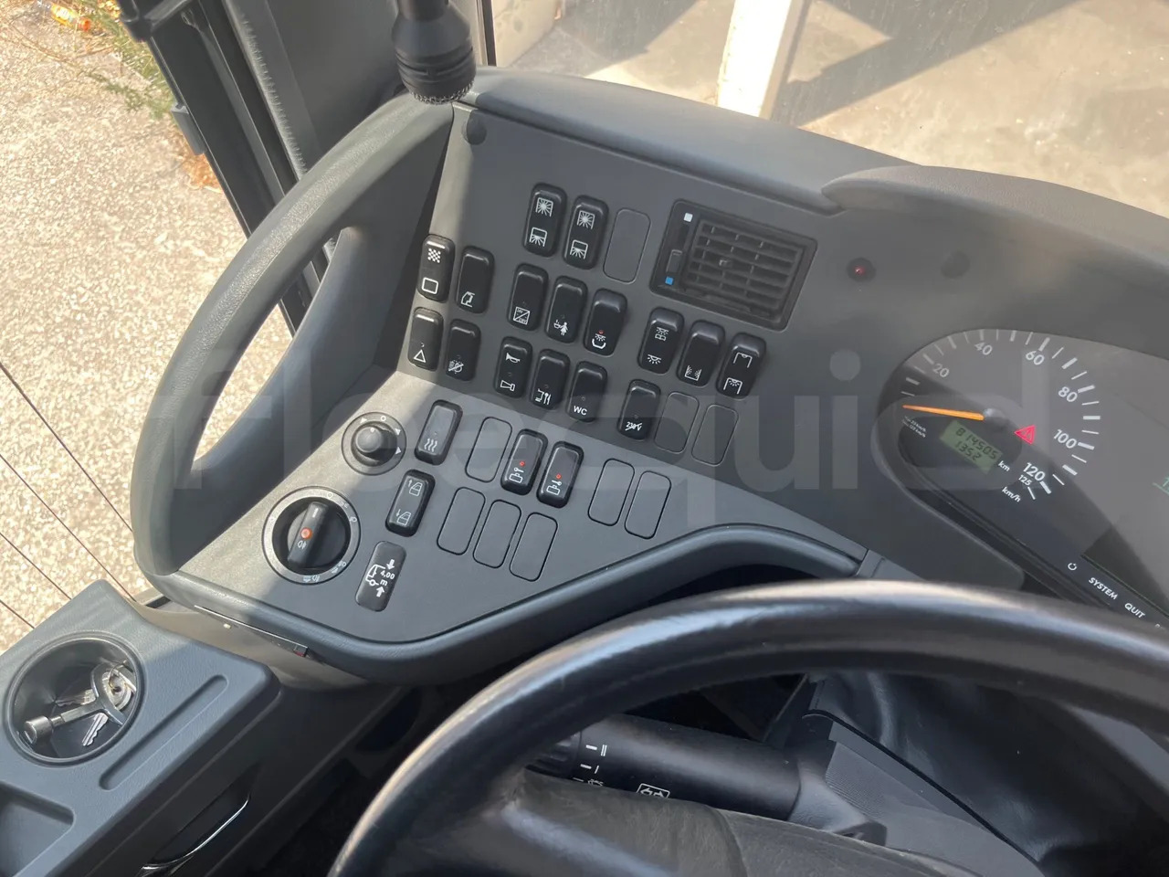 Setra S411 - Autocarro: foto 3 Setra S411 - Autocarro: foto 3